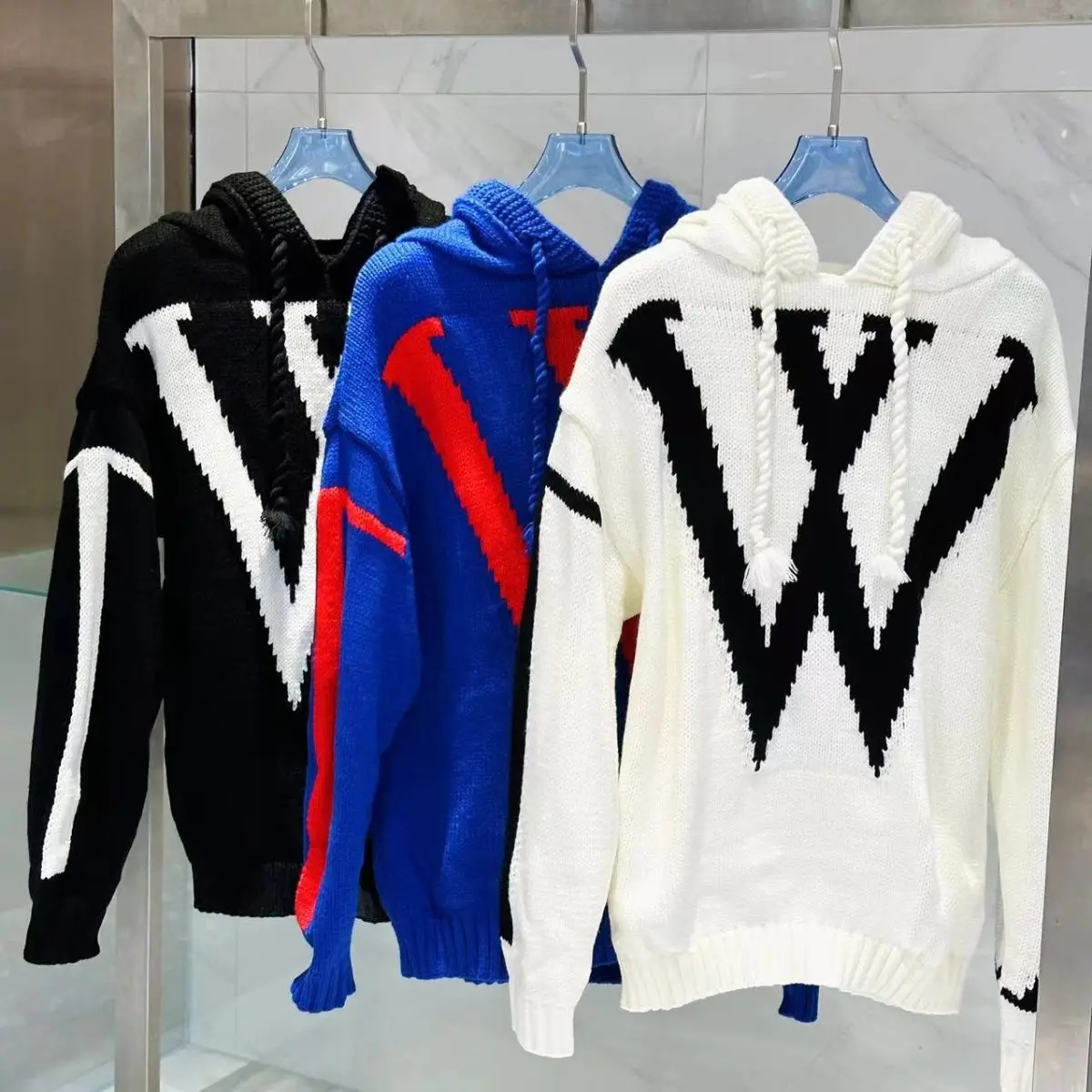 

2024 New Autumn and Winter Men and Women Contrasting Colors Letter Jacquard Loose Casual Lazy Wind Hooded Couple Knitted Sweater