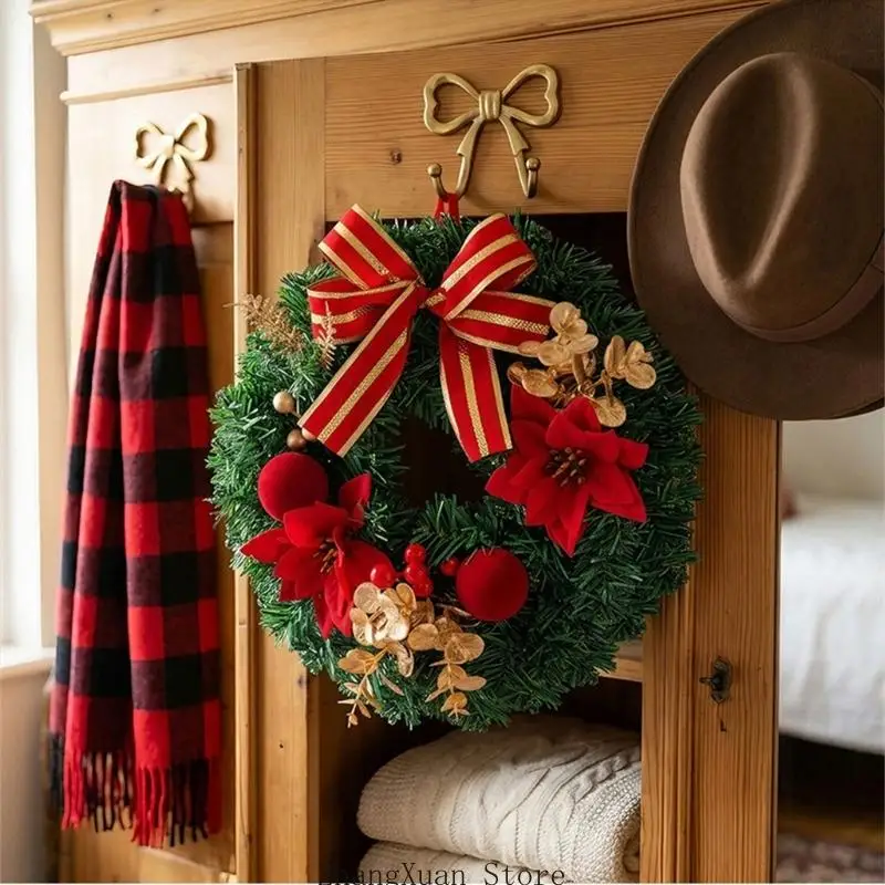 Weihnachtskranz mit Blattgoldbesatz für Türfenster-Ausstellung 3XUF – Detail 2