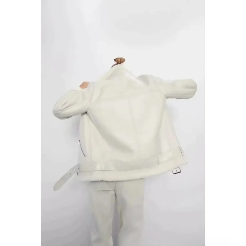 Jaqueta Feminina de Inverno em Couro Grosso e Camurça Quente, Estilo Motociclista, com Forro de Pele Sintética (Faux Shearling) e Efeito Pele de Carneiro, para Uso Externo