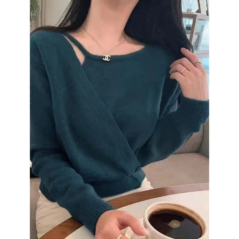 2024 Spring New Fashion Socialite Waist-Tight Gentle Elegant Top Chinese Style Oblique Buckle Hollow Design Knitted