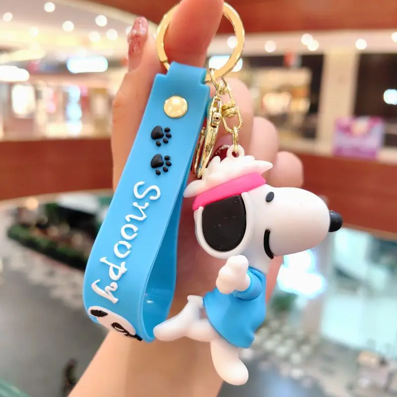 

New Snoopy Charlie Keychain Kawaii Cartoon Anime Car Keychain Cute Bag Pendant Drops Glue Figure Keyring Ornament Kid Toys Gifts