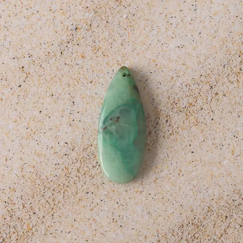 

Подвеска с драгоценными камнями в виде хризоколла, уникальные зеленые вены, ремесленный дизайн ювелирных изделий 30x12x5 мм, вес 2,6 г