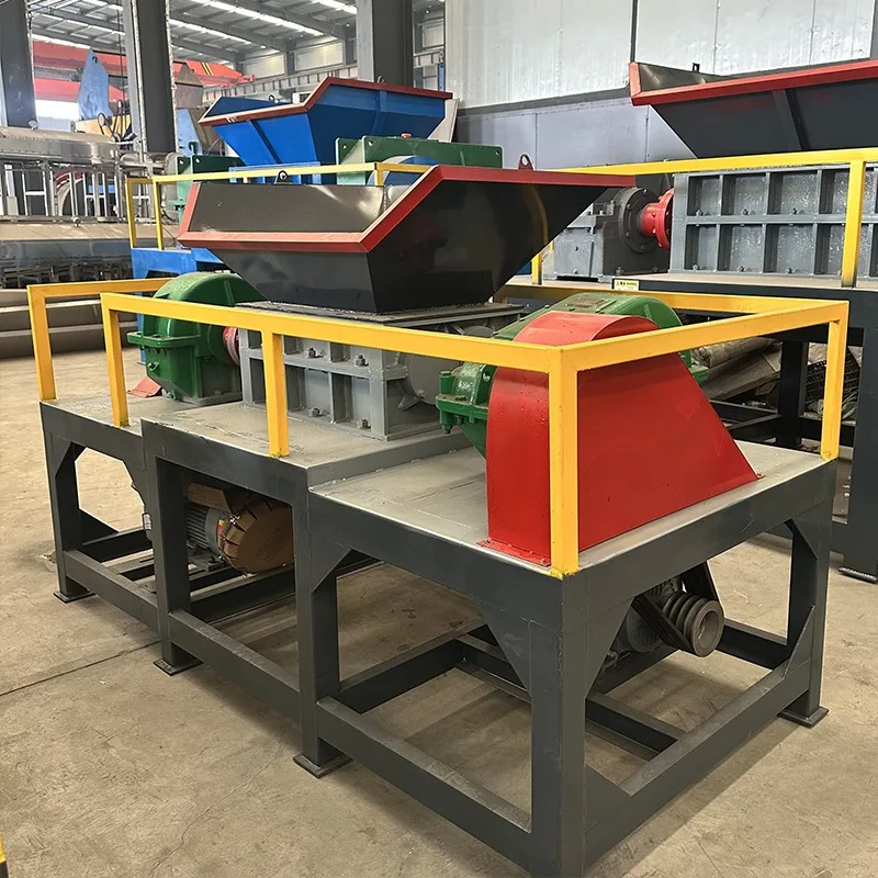 Customized Waste shredding Industrial Plastic Crusher Equipped With High-strength Blades Can Crush Metals And Plastic Bottles