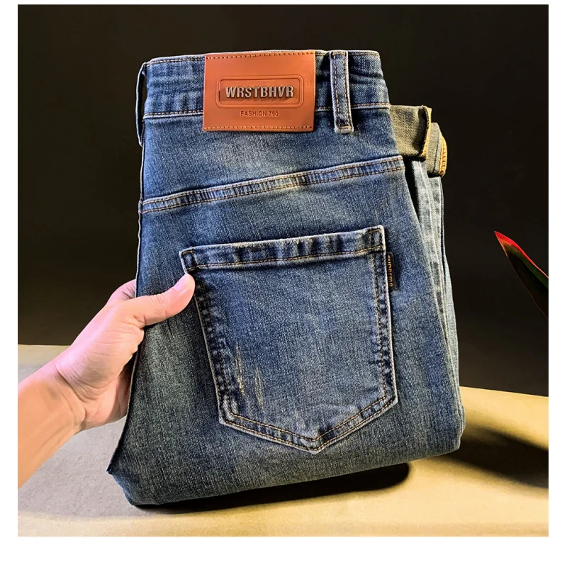 

Высококачественные модные осенние джинсы в корейском стиле для мужчин с модными эластичными, приталенными, небольшими ногами, повседневными и универсальными мужскими брюками.