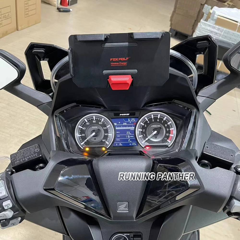 NEUE Motorrad GPS Navigation Halterung USB & Wireless Ladegerät Halter Halterung Ständer Für Honda NSS 350 NSS350 2021 2022 2023