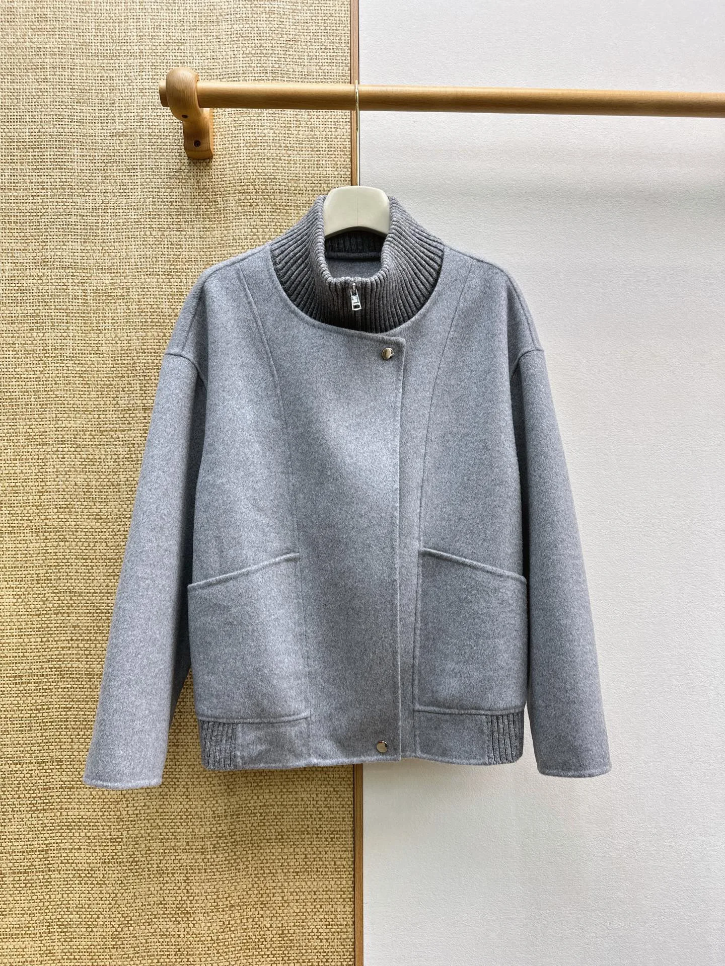 Ribbed Knit Stand Collar Reversible Wool Jacket, 2026 Autumn Winter Women Outerwear