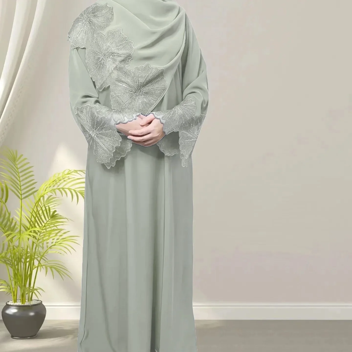 Middle Eastern Women's Clothing Muslim Robe Malay Indonesian Dress Jalabiya for Women with Headscarf