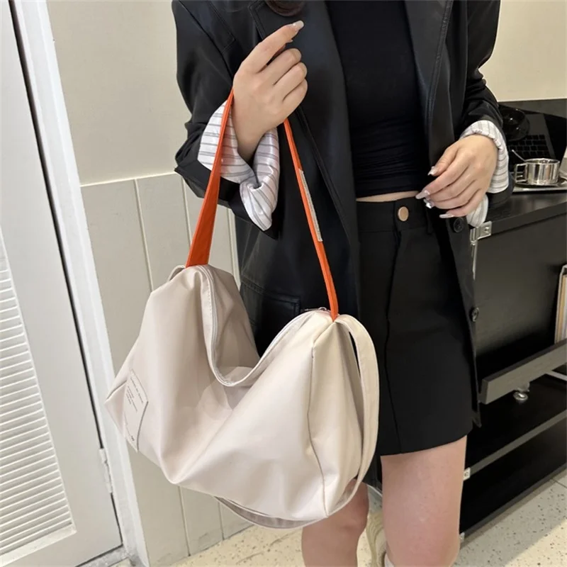 Women\'s Handbag Shoulder Bags Vip Luxury Tote University Promotion Crossbody Sales Ladies Black Vintage Luxury Designer Zipper