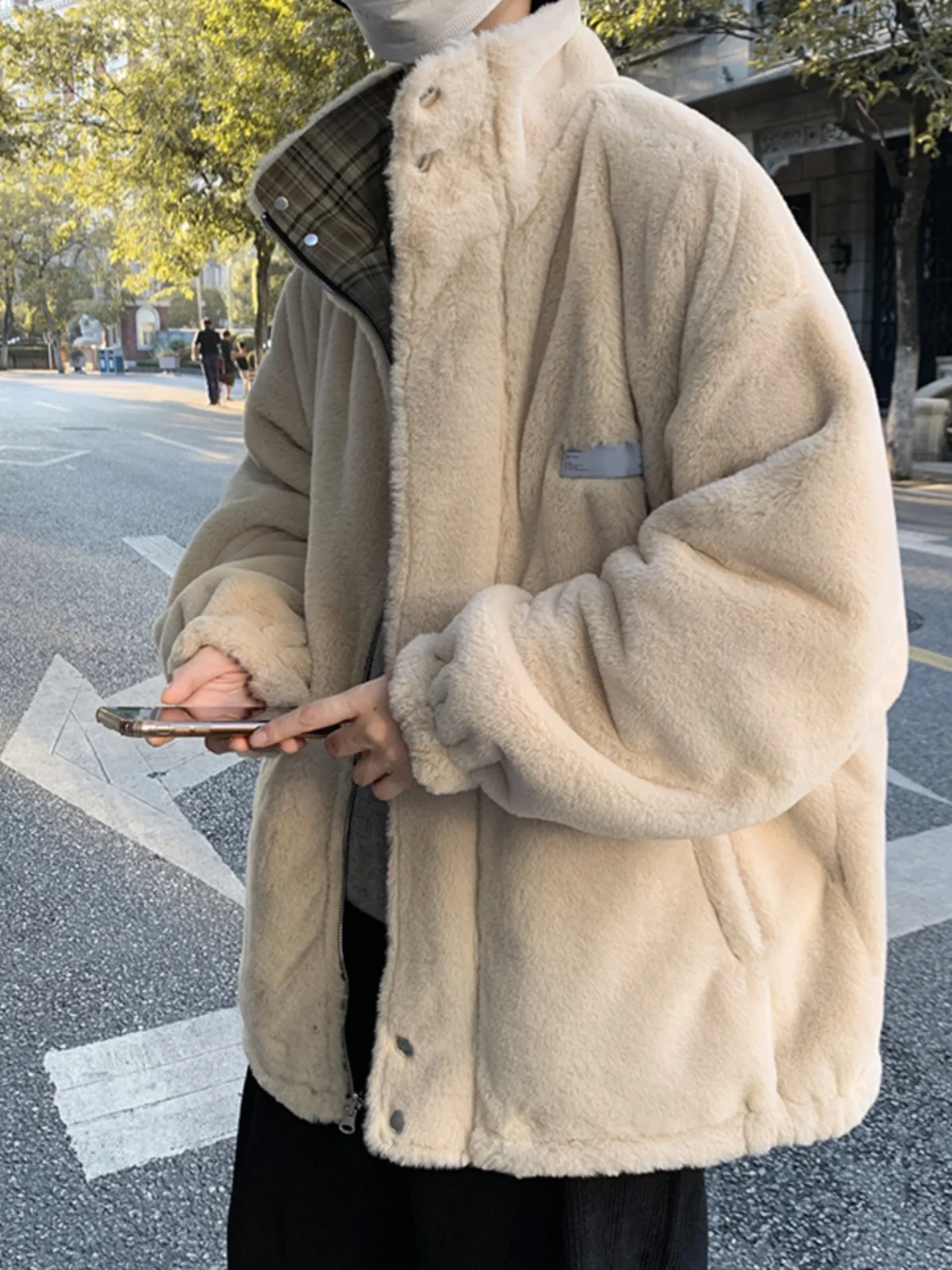 

Double-Sided Wear Lamb Fur Jaet Men's Winter Thiened Warm Trendy Hong Sle Loose Casual Cotton Coat Youth ular