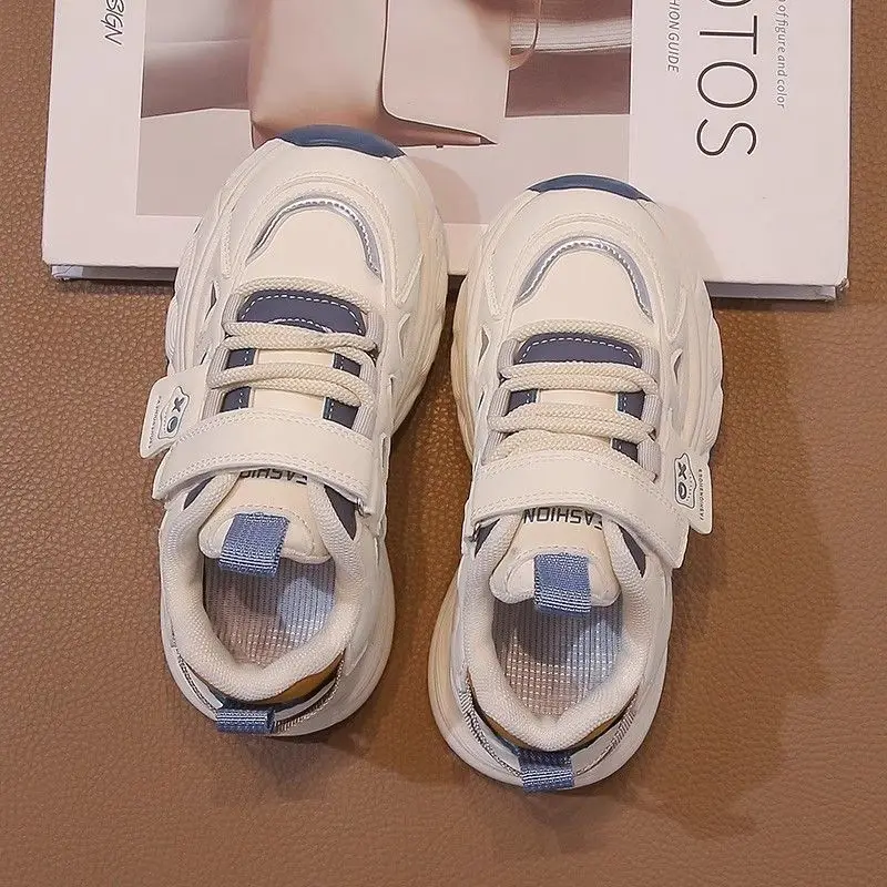Boys Autumn Sports Shoes 2026 New Trendy Anti Slip Flat Soft Sole Sneakers Big Kids Leather Casual Walking Shoes