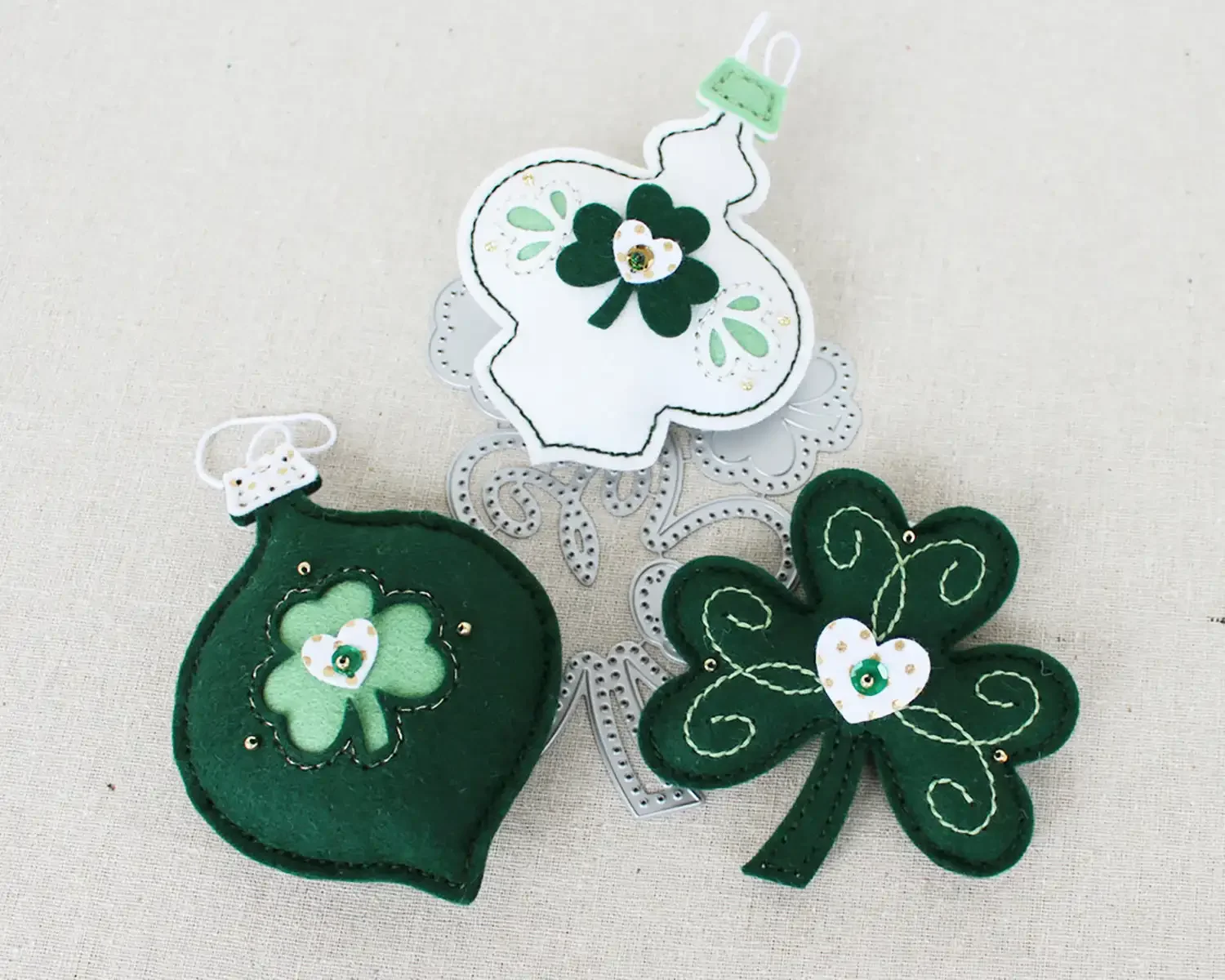 Felt Die Christmas New Lucky Shamrock Metal Cutting Dies For DIY Scrapbook Craft Decoration Template Supplies Greeting Card