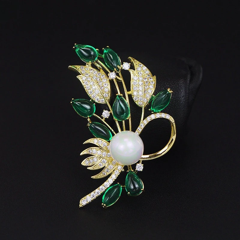 

High-end Brooch Women's New Chinese Imitation Jade Corsage Pin Anti-light Buckle Suit Accessories Holiday Gift