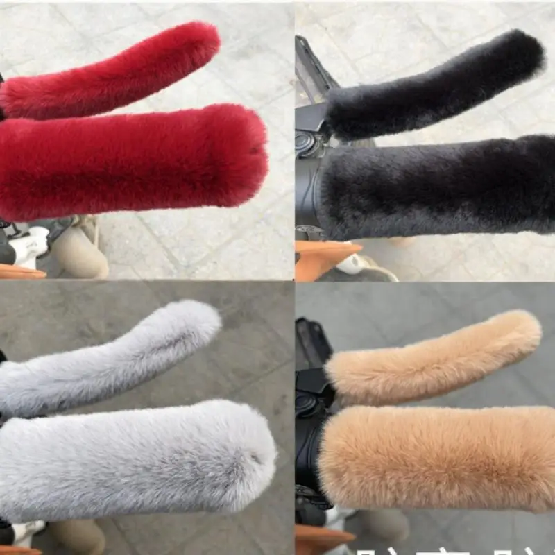 Copri manubrio in peluche per moto Copri manubrio per moto per auto elettrica in peluche imitazione calda invernale Manicotto per manubrio antiscivolo