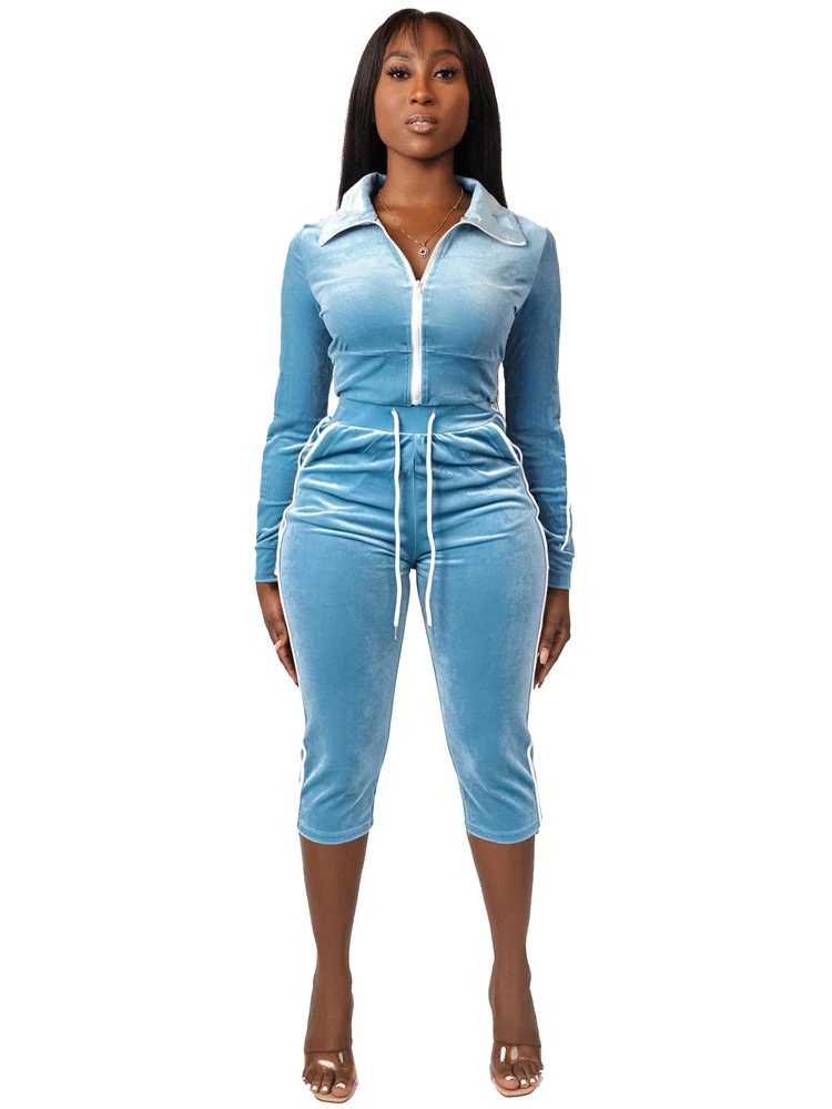 JENYAGE Velours-Samt-Zweiteiler für Damen, dehnbar, einfarbig, mit Reißverschluss, kurzem Oberteil mit Kragen, Capri-Hose mit seitlichem Streifen, figurbetonter Trainingsanzug – Detail 7