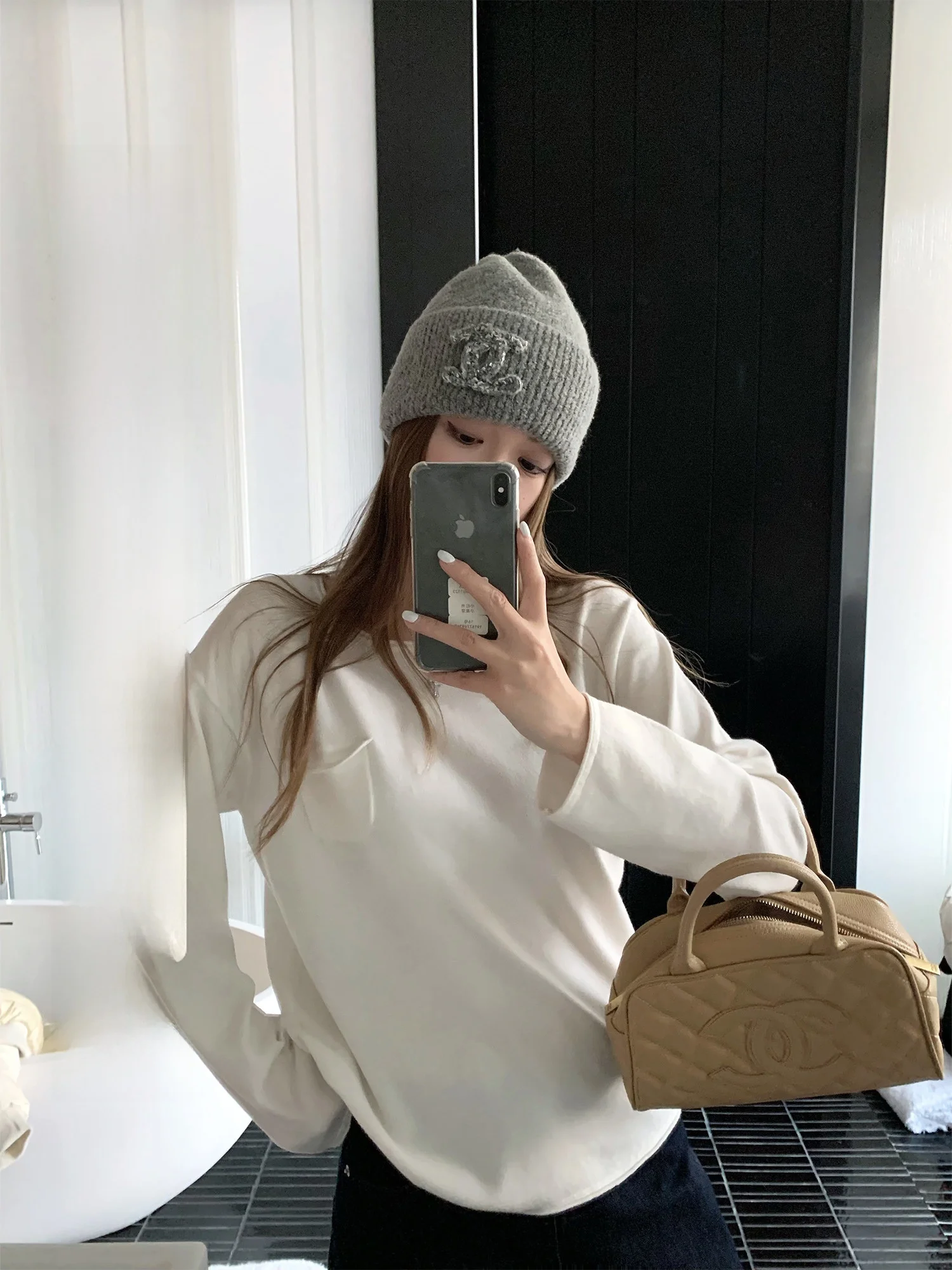 

Женская трикотажная футболка Yuzuqi Commuter Essential с длинным рукавом, круглым вырезом, свободного кроя, белая, простая, в стиле Lazy Style