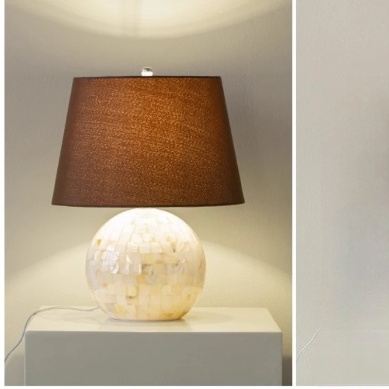 

Light luxury American simple living room bedroom bedside hotel wedding model room homestay study natural shell desk lamp