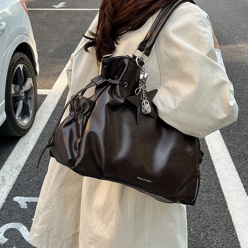 Thumbnail 3 - #58 Bucket Bags Discount Picks