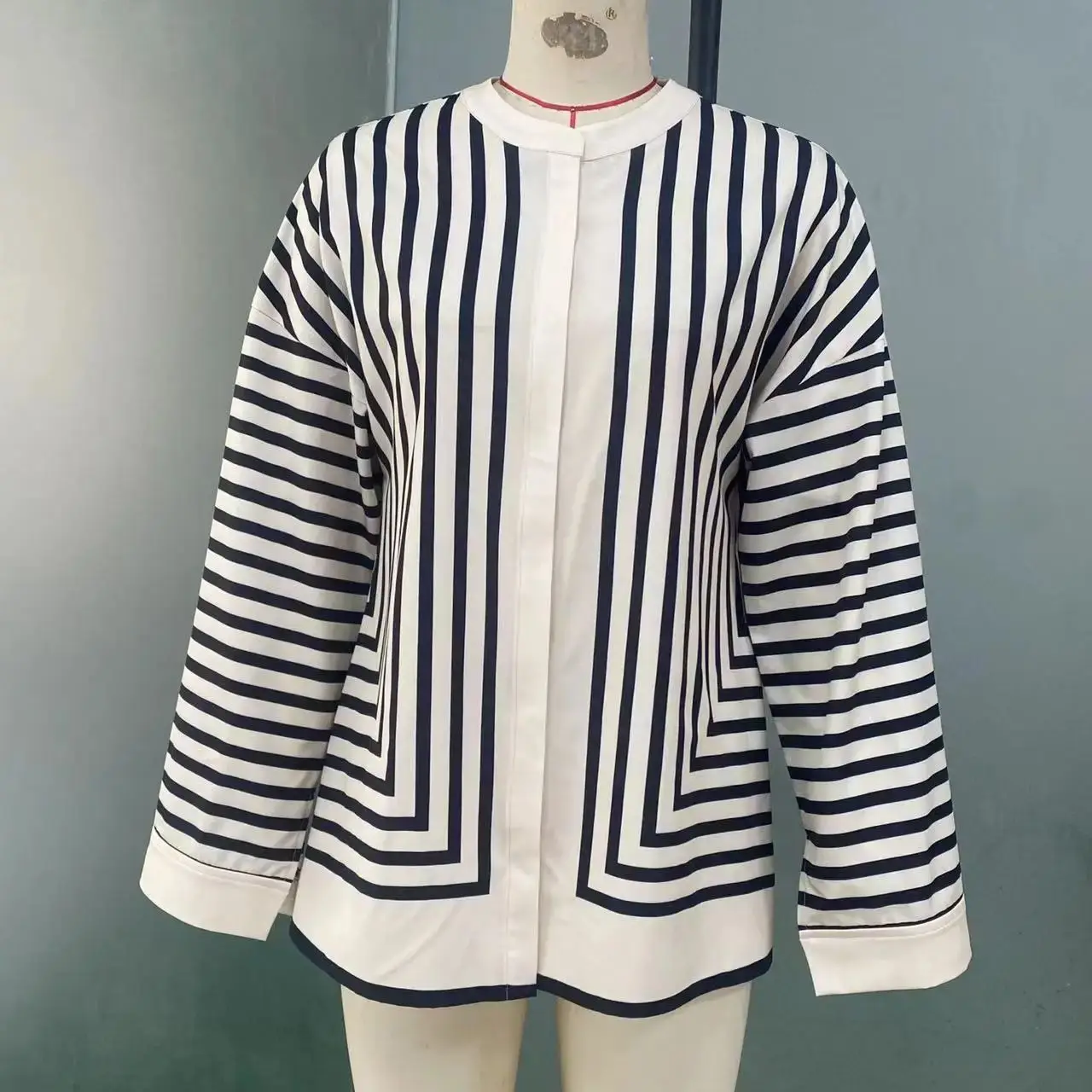 

Сексуальная модная полосатая свободная рубашка-кардиган с длинным рукавом для женщин, осеннее новое поступление, удобный повседневный стиль