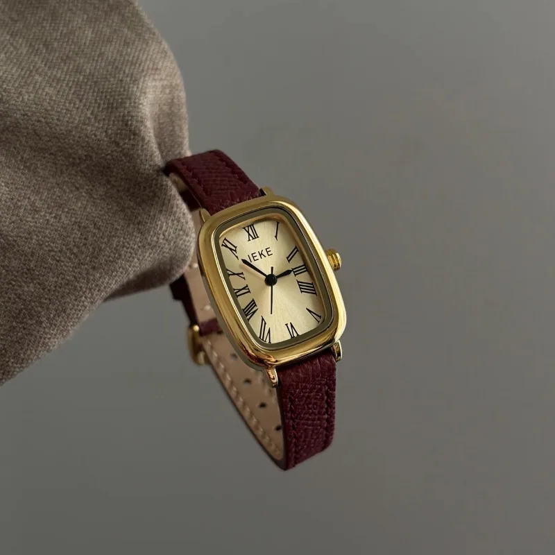 Women's watch Fashion Square Gold Case Black Brown Leather Roman Numeral Dial Ladies' watch Luxury relojes para mujer