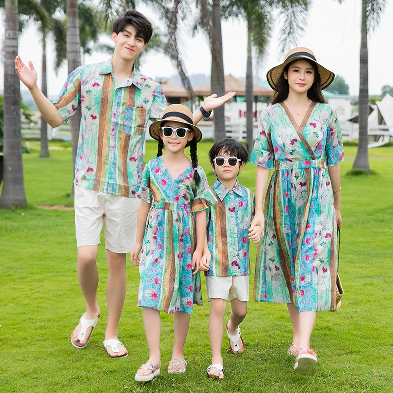 Vacation Look Family Matching Holiday Clothing Beach Daughter and Mom Dress Son and Dad Resort Shirt Shorts Two Piece Set Outfit