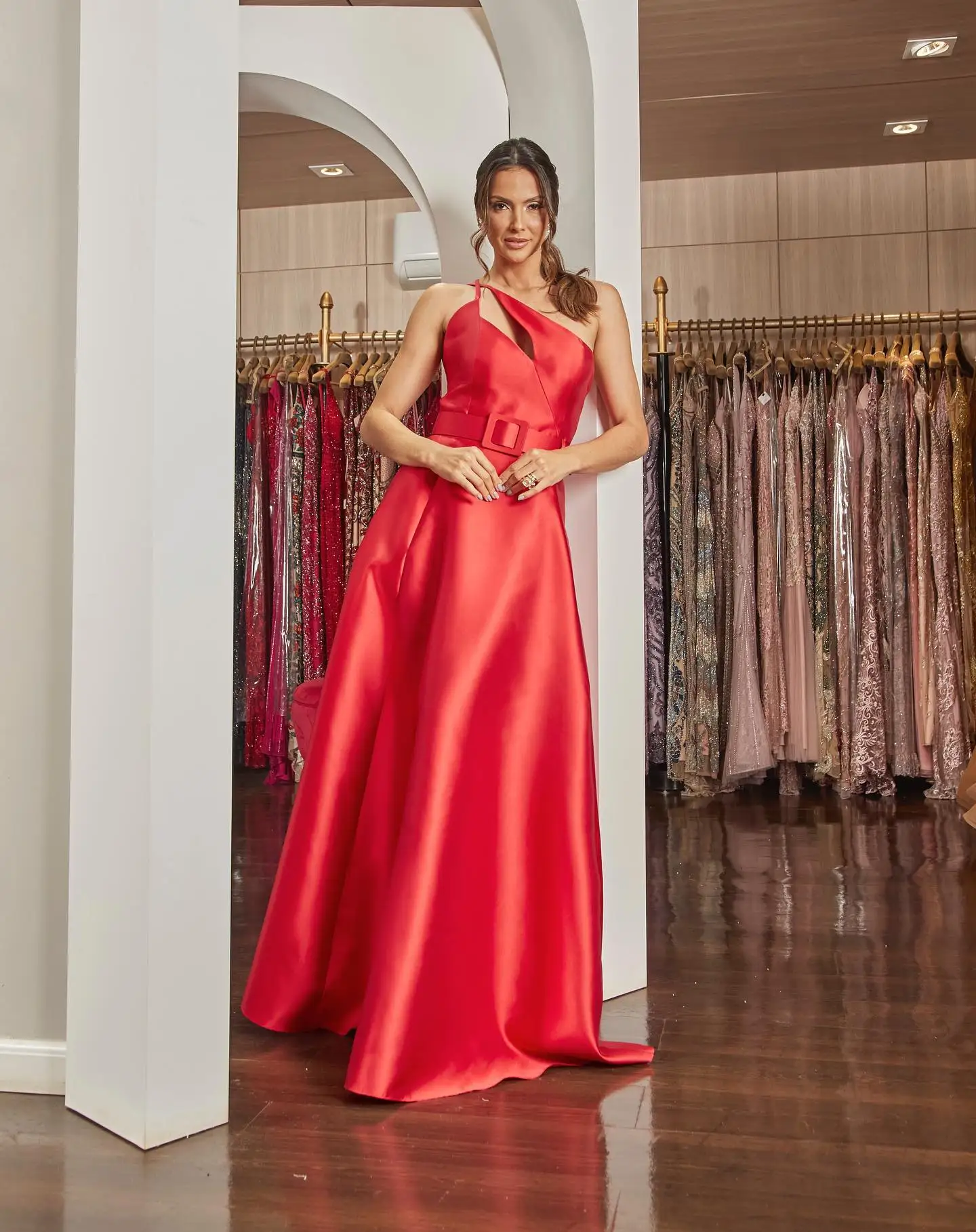 

Customized High Quality Satin One Shoulder Belt Evening Dresses Sexy Sleeveless Celebrity Gowns Custom Size Cocktail Dress