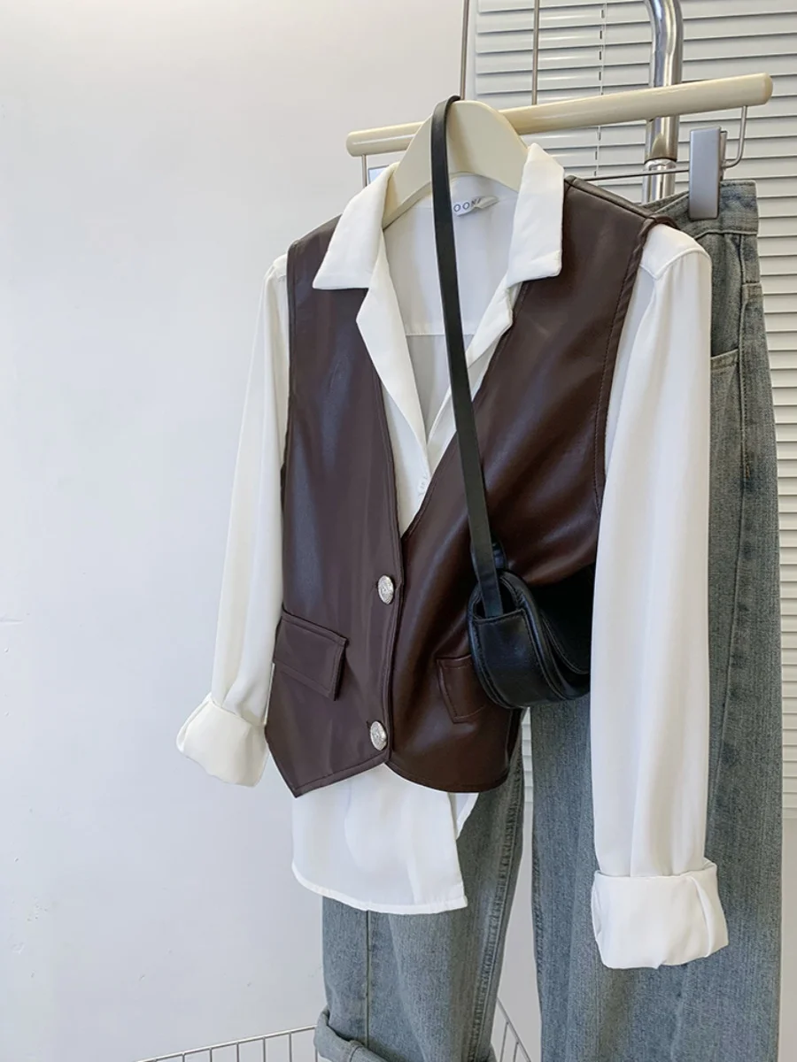 เสื้อกั๊กหนัง PU สไตล์เรโทรสำหรับผู้หญิง รุ่นใหม่ ฤดูใบไม้ร่วง ฤดูหนาว ดีไซน์ทันสมัย เหมาะสำหรับใส่เป็นเสื้อคลุม