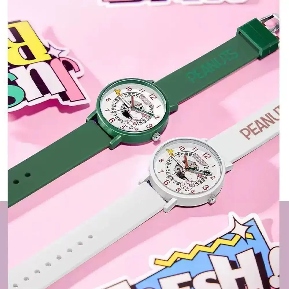 Snoopy children Watches Cartoon Cute Children's Wristwatch Quartz Watch Girls Fashion Students' Clock Watch Gift