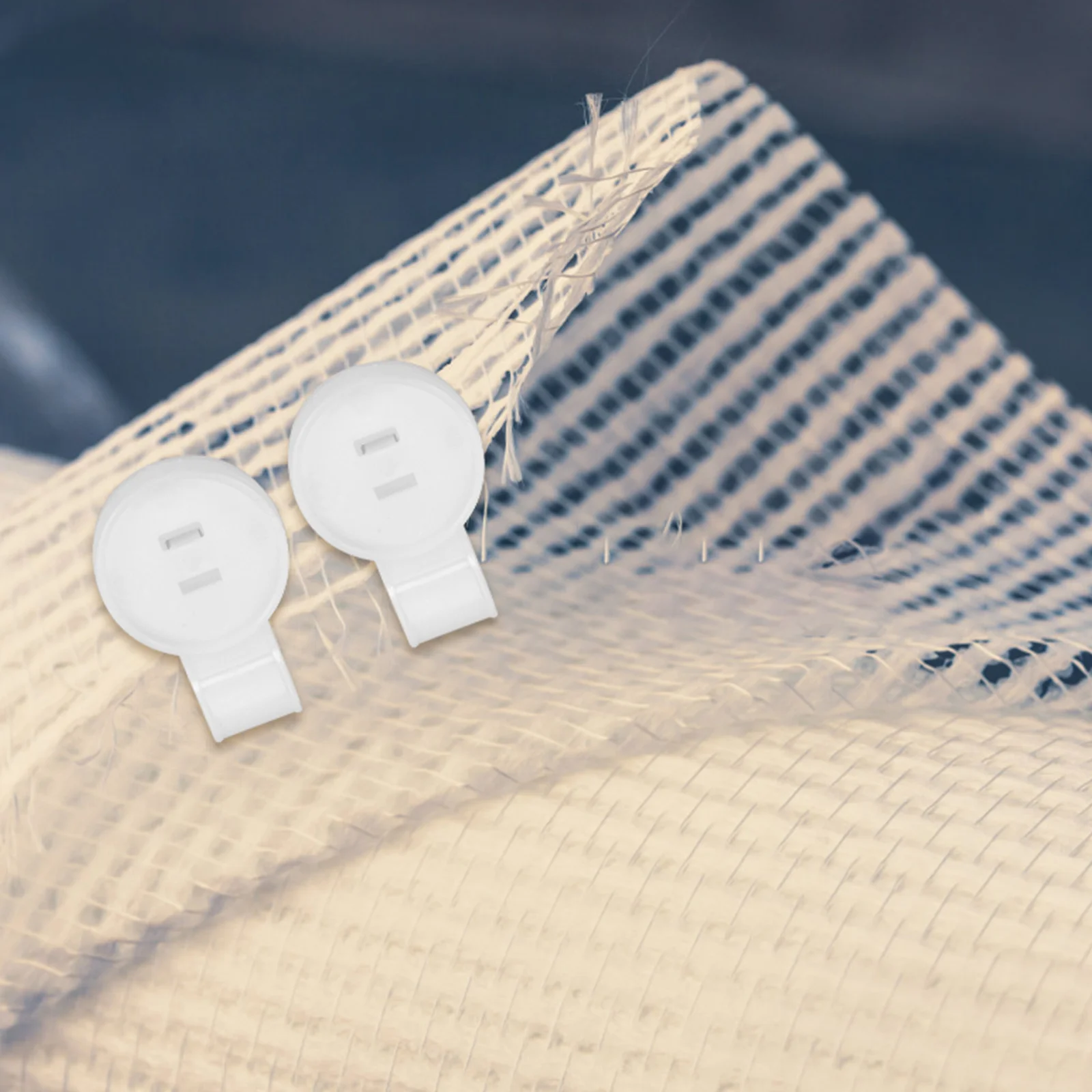 

80Pcs Shade Cloth Clips Round Plastic Heavy Duty Sunshade Clips for Garden Netting Greenhouse Outdoor Fixing Sun Mesh Clip