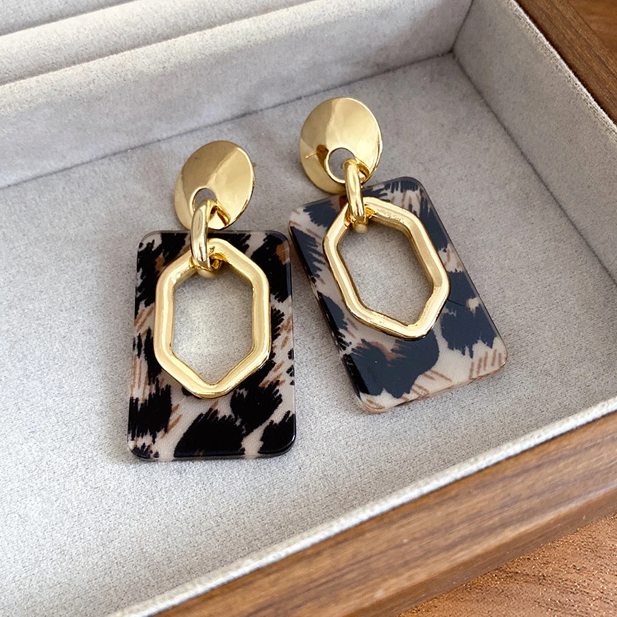 Women's Geometric Square Black White Striped Drop Earrings