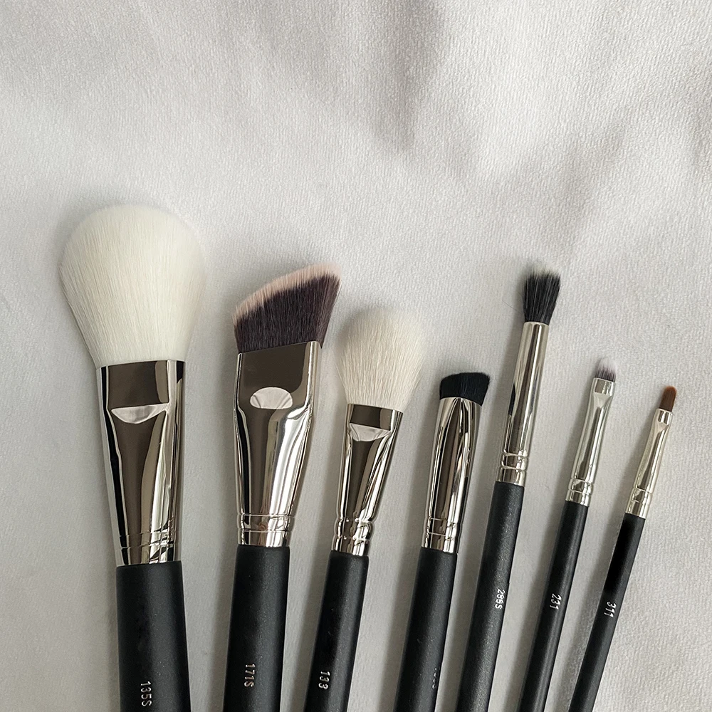 Makeup Brushes Set 135s Powder 171S Foundation 133 Cheek Blush 286s Tapered Eye Blending 106 Concealer Cosmetic Tools