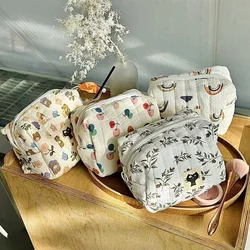 Cartoon Floral Cotton Cosmetic Bag Women Clutch Bag Makeup Pouch Large Capacity Skincare Storage Bags Portable Cute Toiletry Bag