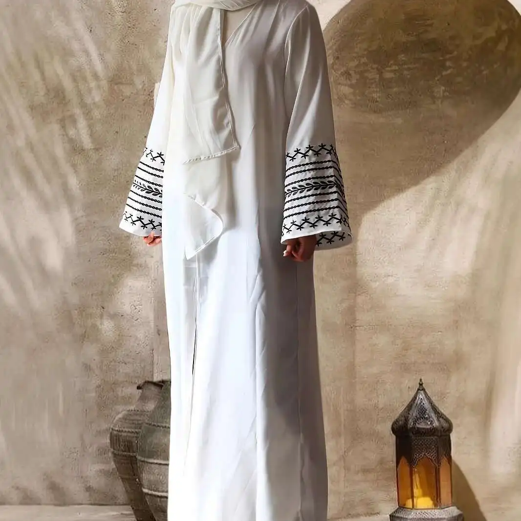 Robe arabe Abaya Cardigan brodé pour femme Nouvelle mode brodée pour femme Abaya Ramadan Dubaï Luxe Islam Élégant