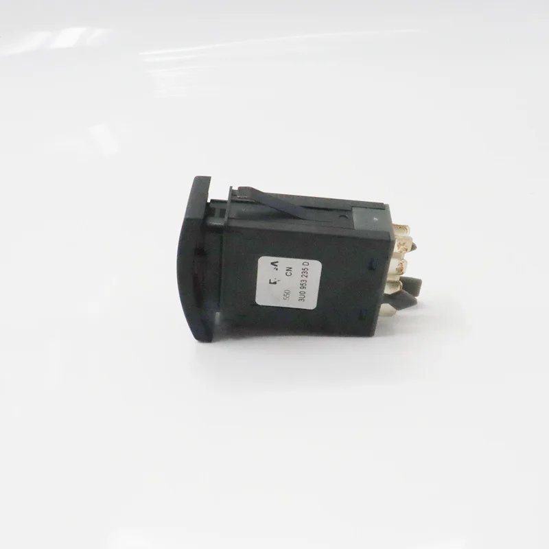 Hazard Emergency Light Warm Flasher Switch Button  For VW Passat 3BG 3B Skoda Superb 2002 2003 2004 -2008 3U0953235D