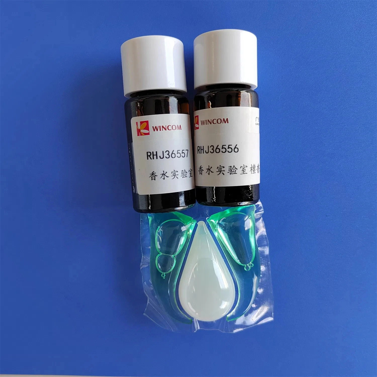 

Single layer of Nb2C mxene in situ loaded with nano-Co