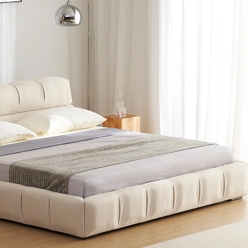 سرير ناعم من القماش المنتفخ بالرياح الكريمية، سرير فني خفيف فاخر، شقة كبيرة، غرفة نوم رئيسية إيطالية بسيطة بطول 1.8 متر، قماش غير لامع #3