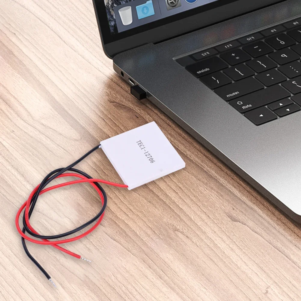 

TEC1-12706 Радиатор Термоэлектрический охладитель 65 Вт 12 В 5,8 А Модуль элемента Пельтье 40x40 мм для охлаждения для генерации электроэнергии