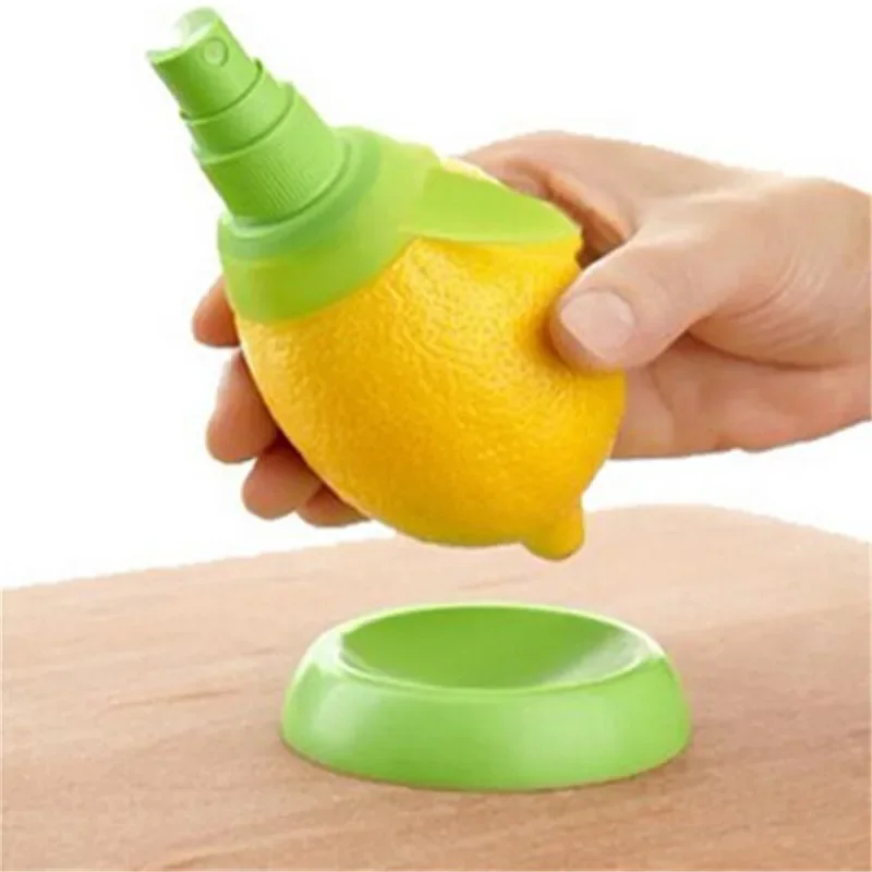 1PC Manual Juice Sprayer Creative Lemon Squeezer Manufacturers Kitchen Gadgets Vegetable and Fruit Tools