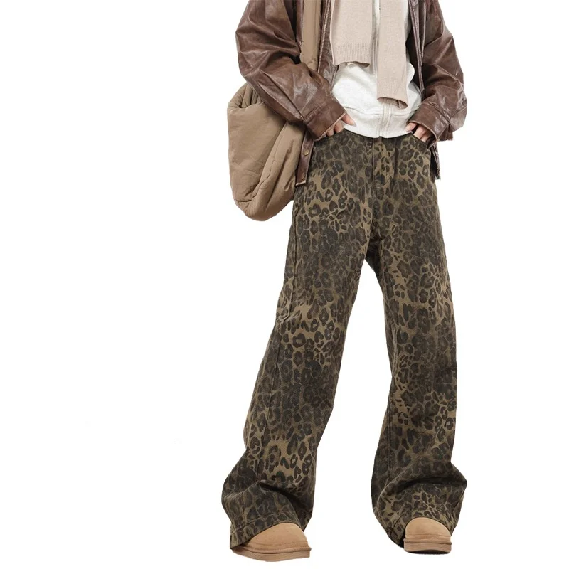 

Джинсы с леопардовым принтом, мужские джинсовые брюки, широкие брюки в стиле унисекс, уличная одежда, повседневная одежда в стиле хип-хоп, ретро с животным принтом
