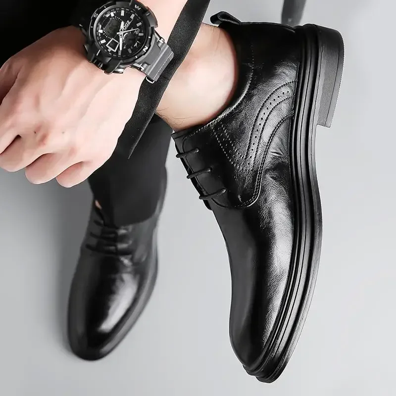 Neue Herren Derby Schuhe hand gefertigte runde Kopf Schnür kleid Schuhe schwarze Kleidung Männer Abend garderobe Luxus Hochzeits schuhe