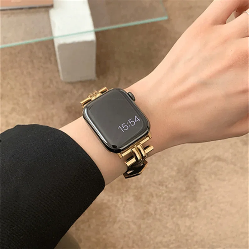 High Quality Leather Strap For Apple Watch Band 9 41mm 45mm 44mm 40mm 49mm Women Metal Bracelet For iWatch Series 8 7 6 5 4 3 SE