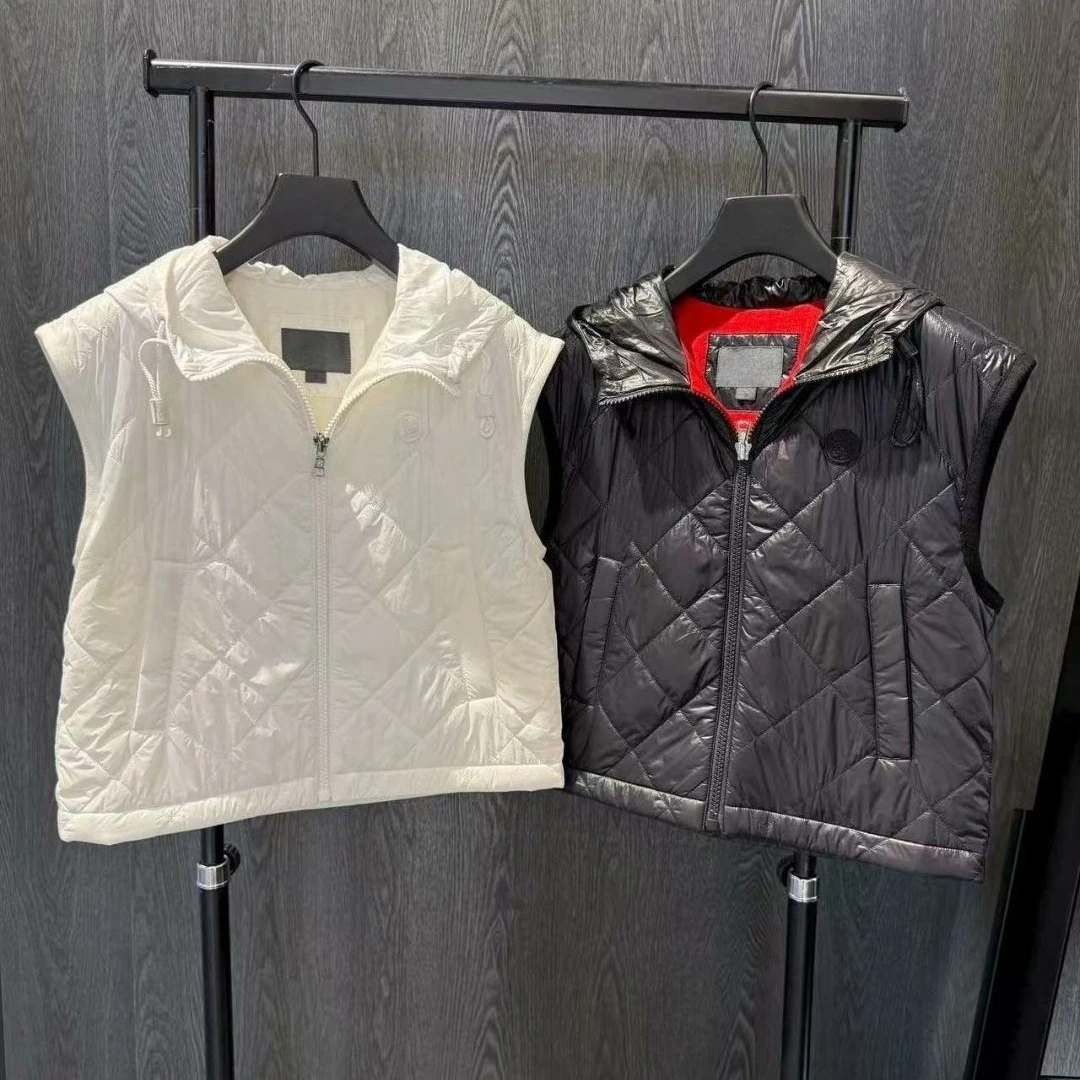 Women's Golf Hooded Quilted Vest 2026 Winter New Korean Style Windproof Letter Logo Thermal Casual Sporty Breathable Soft Cozy