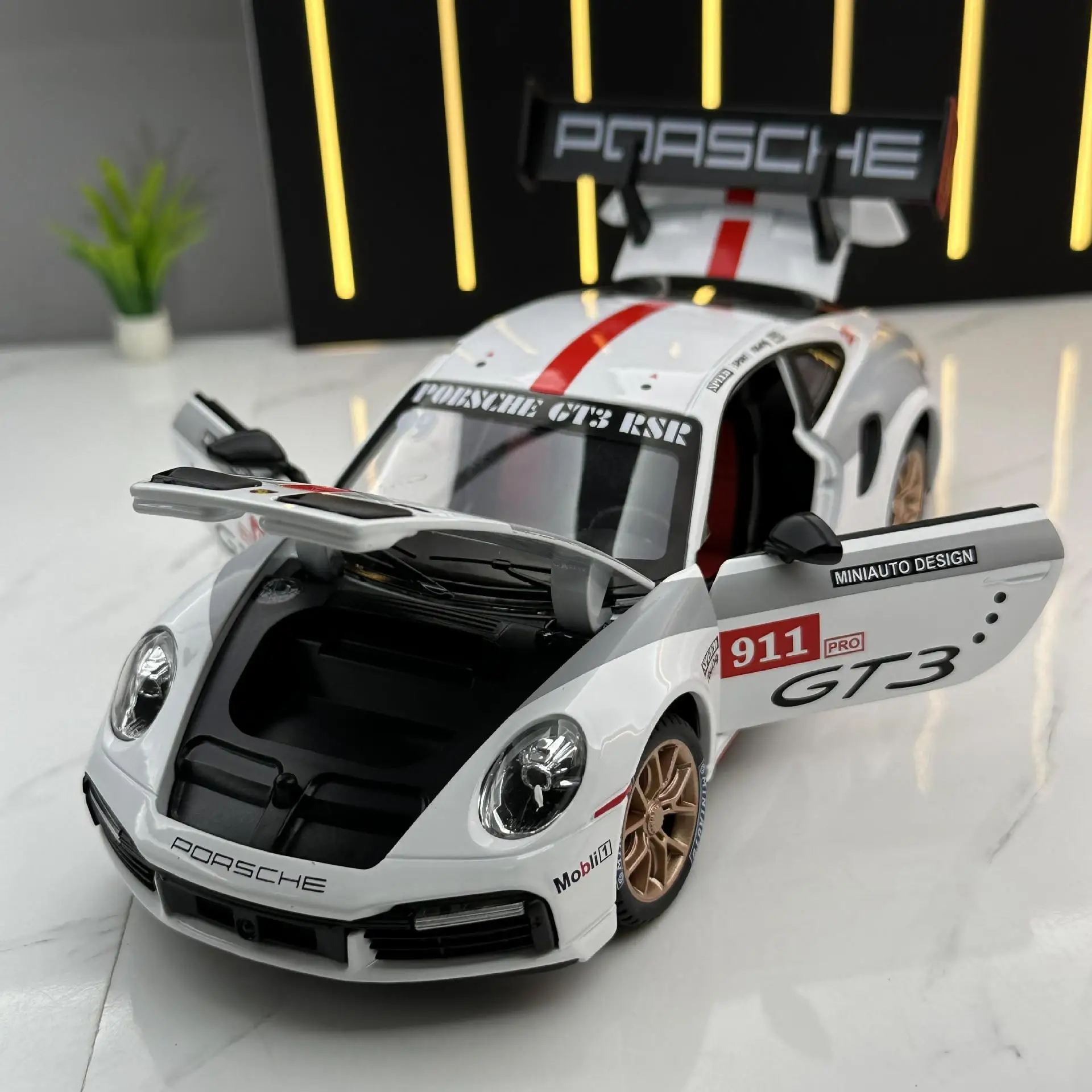 Porsche 911 GT3 RSR coches de juguete, vehículo de juguete de aleación fundido a presión, modelo de coche de Metal, luz de sonido, juguete extraíble, A416 regalo para niños, 1:24