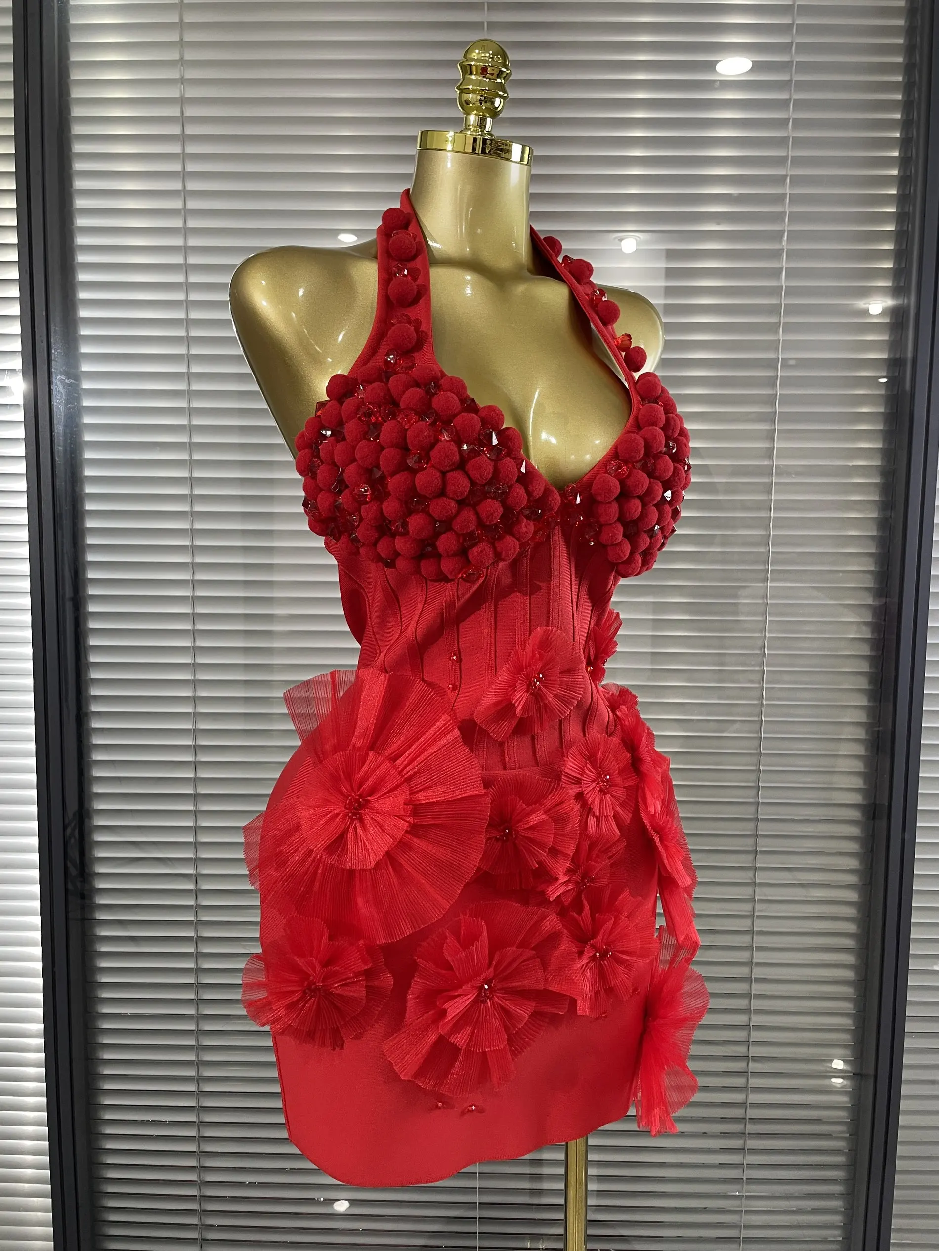 womens christmas bodycon dress New Sparkly Red Crystal Women Sexy Halter Backless Flowers Mini Bandage Celebrate Evening Party Cocktail Features a charming Christmas