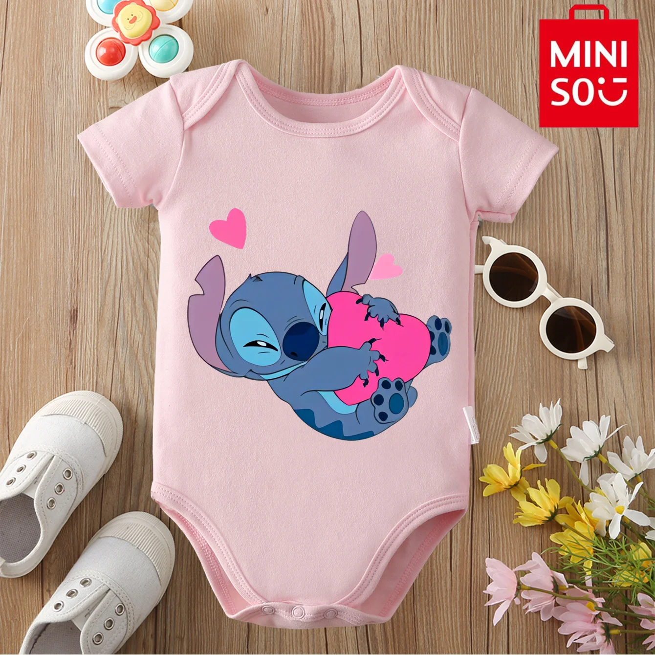 

MINISO&Disney Jointly Signed 100% Cotton Baby Clothe Baby Onesie Bodysuit Cute Stitch Print for 0 To 12 Months Newborn