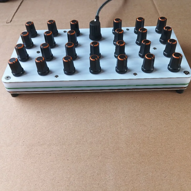 27 Knob MIDI Controller Custom CC Mapping USB-C Interface for DAW Music Host Software Parameter Adjustment