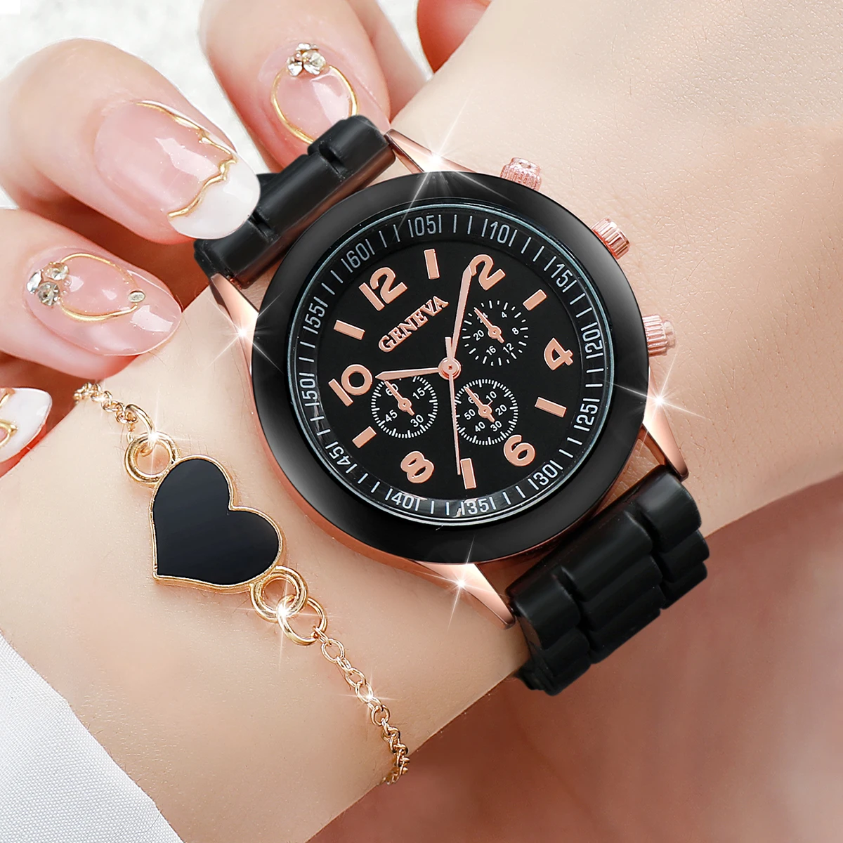 6PCS Fashion Silicone Band Women\'s Watch Arabic Dial Quartz Watches Heart Bracelets Set（Without Box）