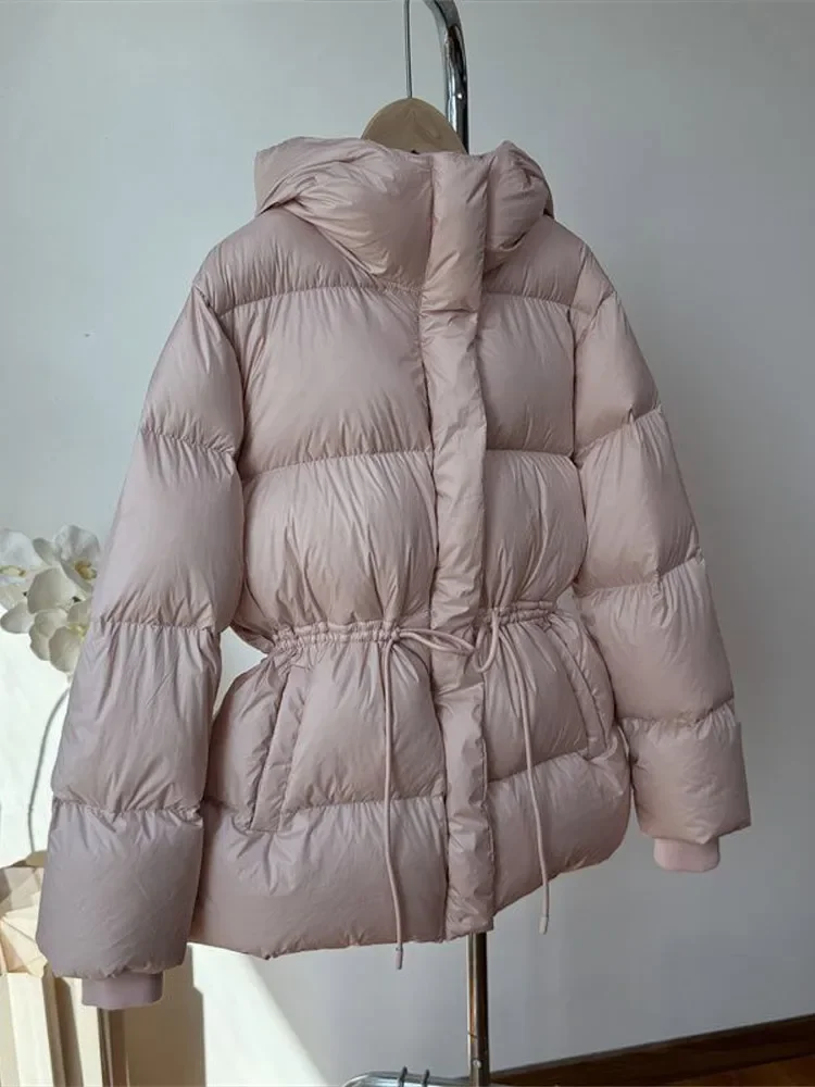 Gepolsterte Jacken mit Kapuze, Stehkragen und Taillenbetonung für Damen, lässige Langarmjacken mit Reißverschluss, einfarbige, schlanke Mäntel, neue Winteroberbekleidung für Damen. – Detail 1