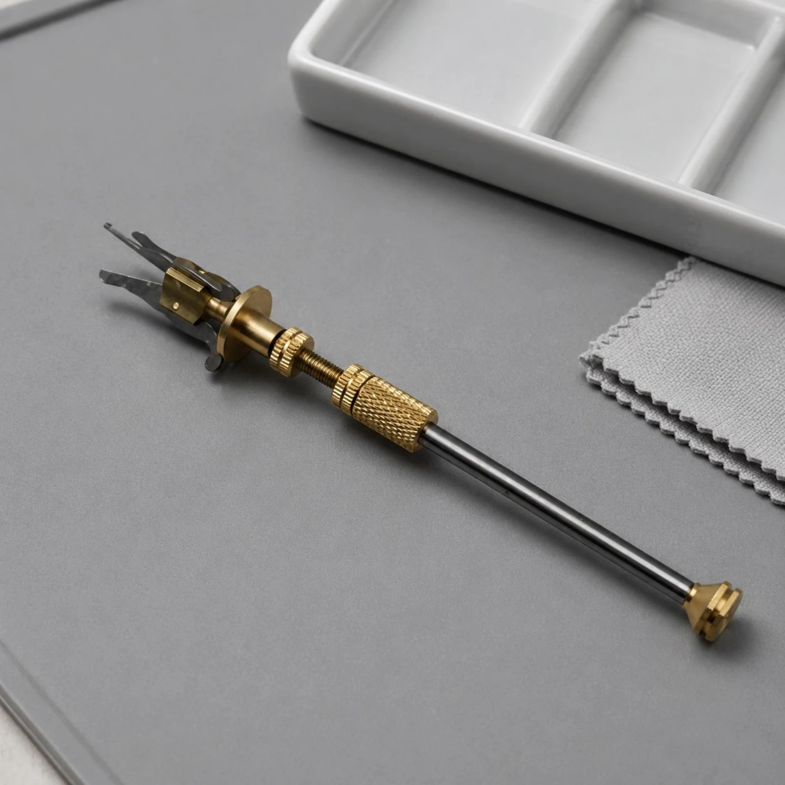 Balance Wheel Holder Knurled Handle Three Prong Watch Tool for Detailed Watch Repairs and Movement Placement
