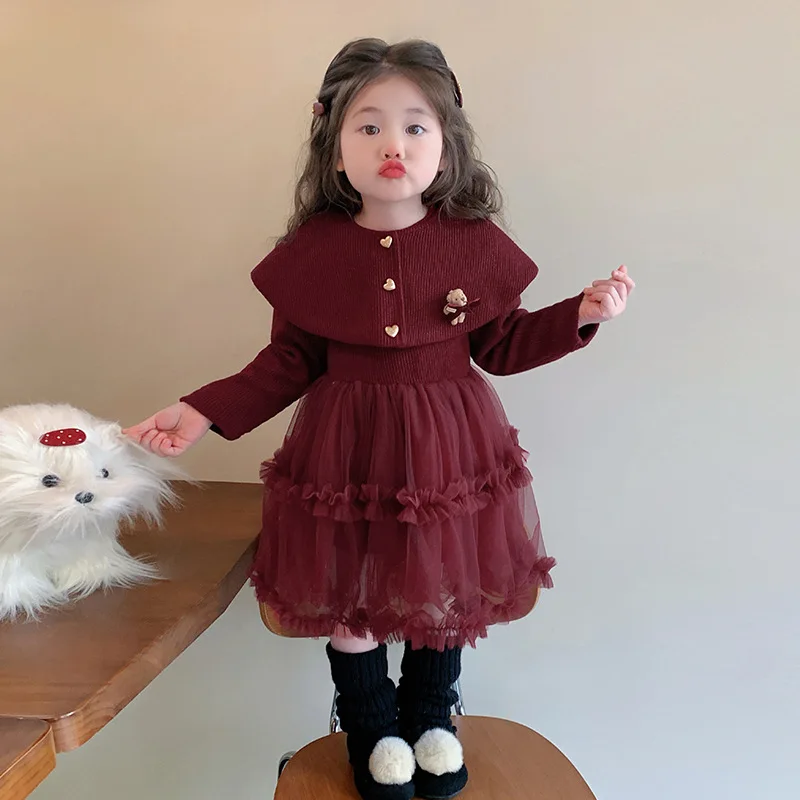 

Girl's Red Shawl with Velvet Dress Autumn/Winter Edition 2025 New Children's Korean Fashion Little Girl Dress