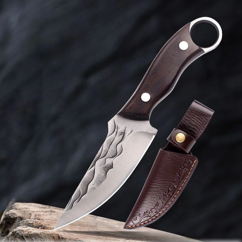 Hand-forged knife handle made of high-manganese steel for fruits and vegetables. Sharp and durable knife with a blade guard.